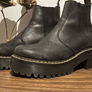 Size 7 Dr. Doc Marten Rommety leather boots - gently worn